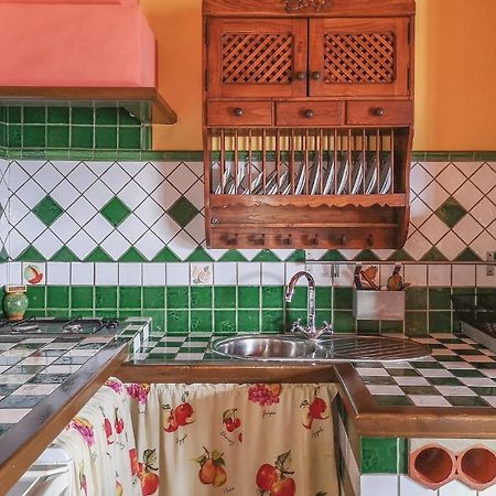 Nice Home In Benalauria With Kitchenette ภายนอก รูปภาพ
