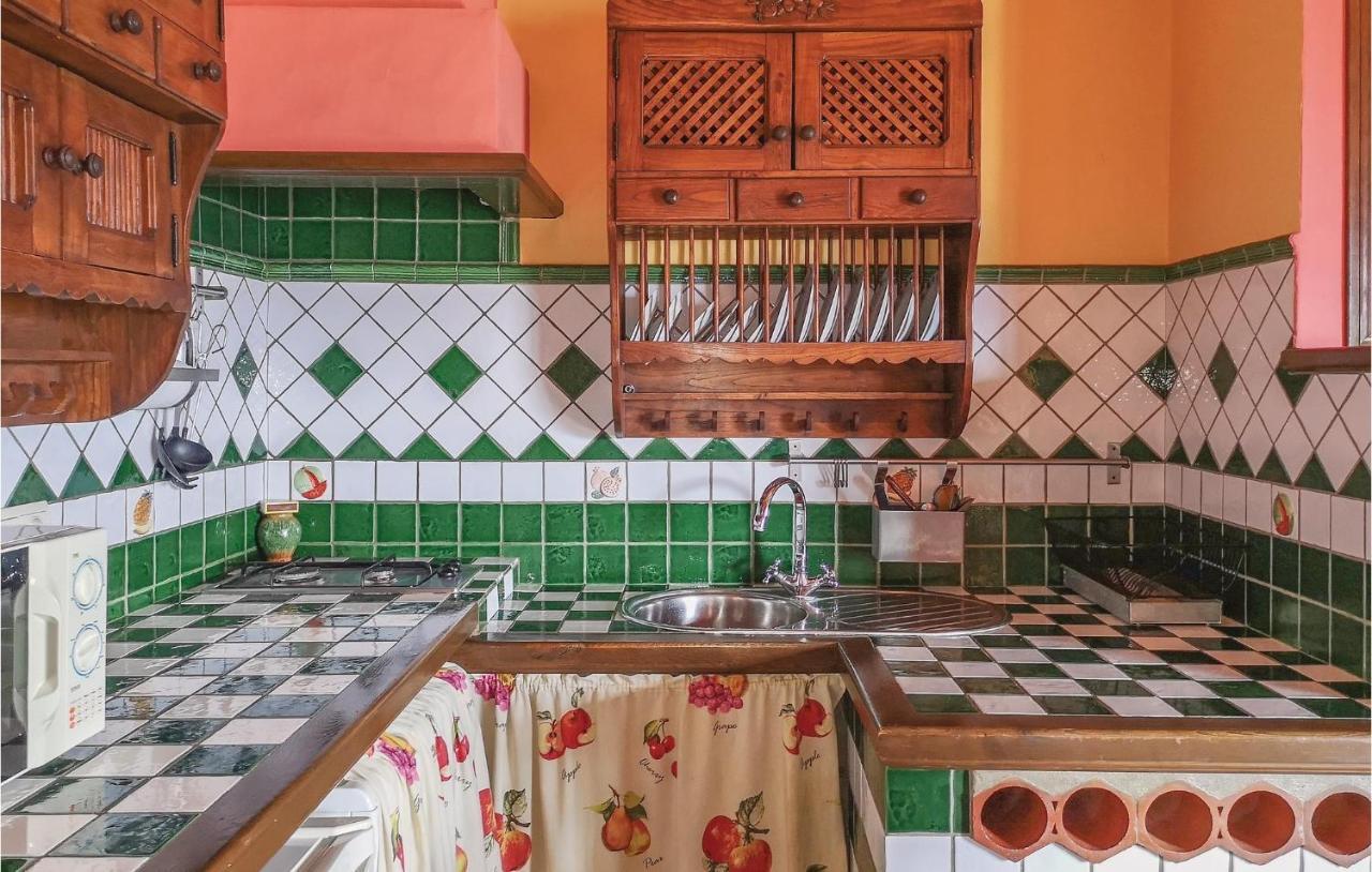 Nice Home In Benalauria With Kitchenette ภายนอก รูปภาพ